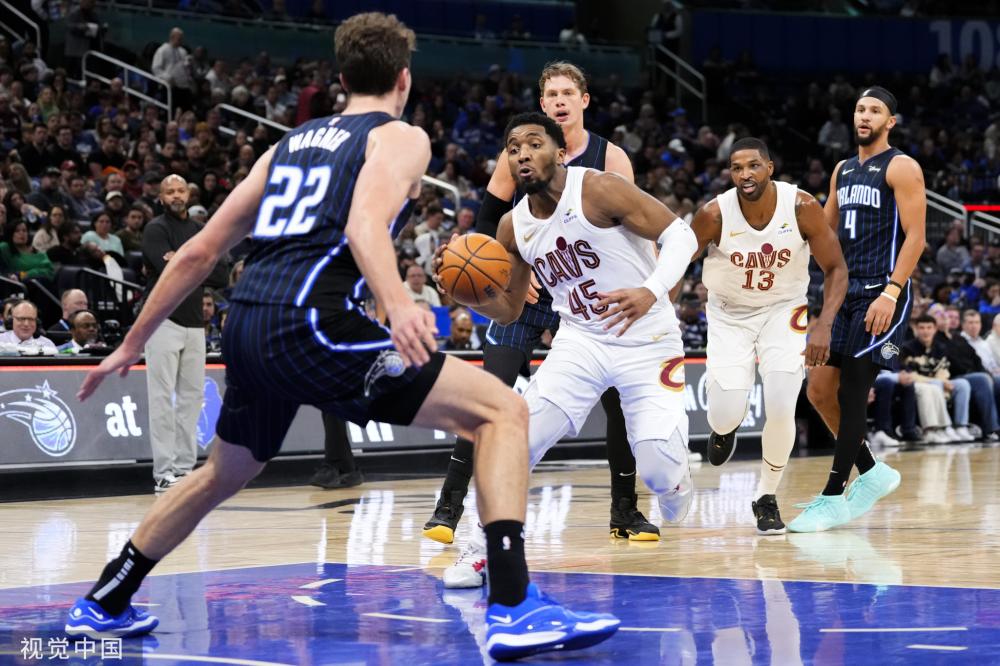 的粉丝尾随 的粉丝尾随